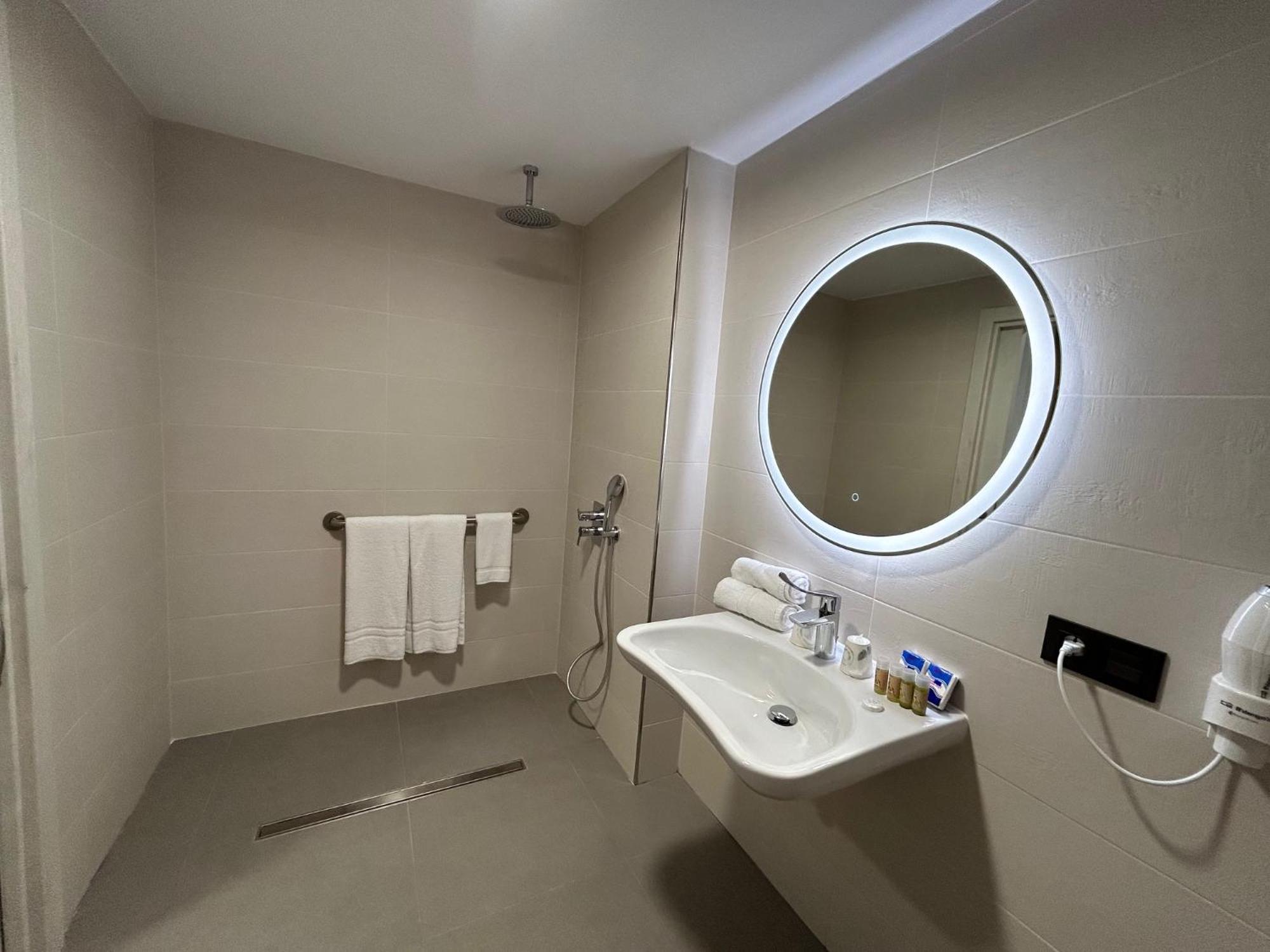 לה פואבלה דה ואלורדה Hotel Javalambre מראה חיצוני תמונה