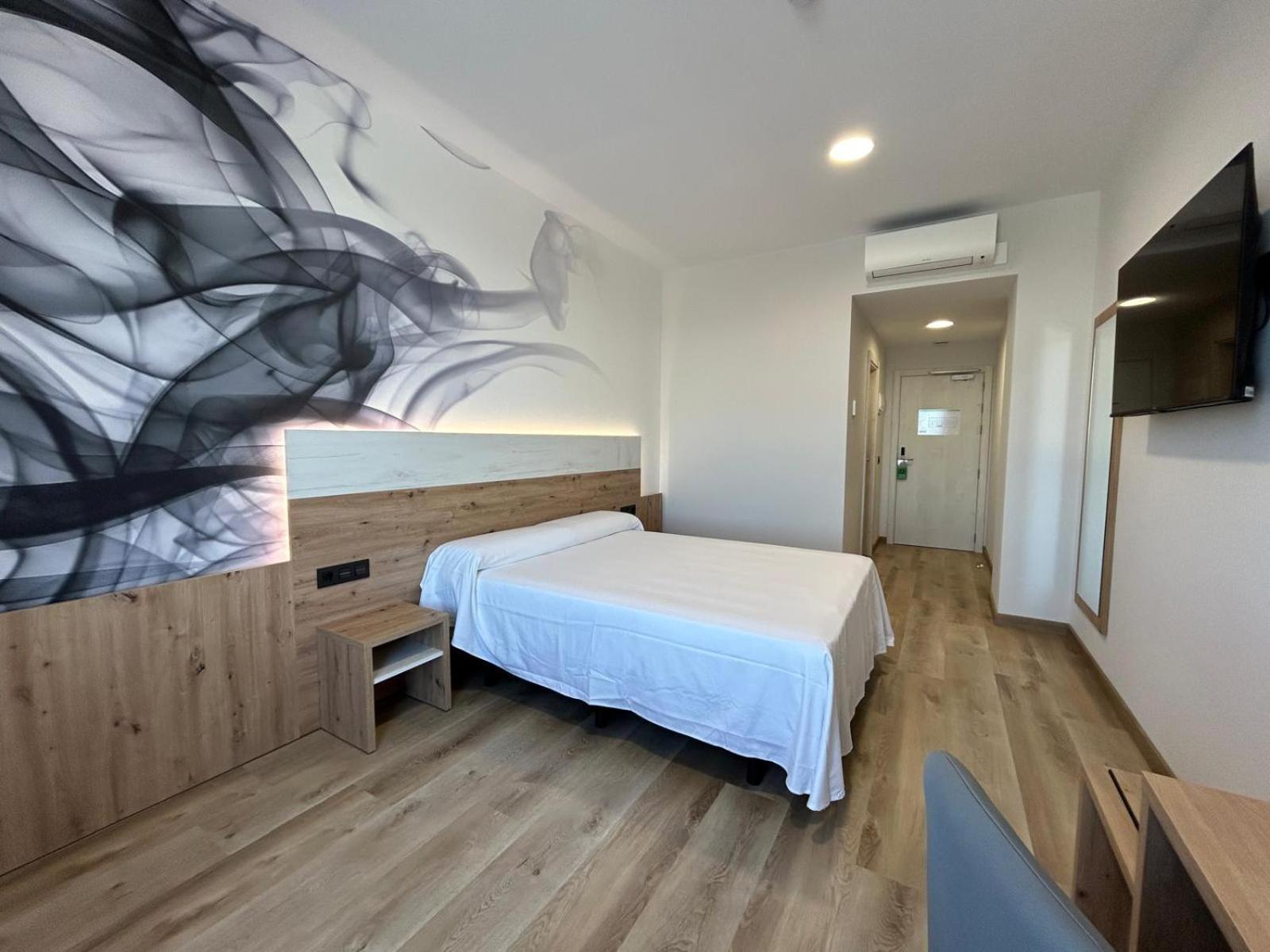 לה פואבלה דה ואלורדה Hotel Javalambre מראה חיצוני תמונה
